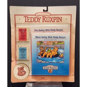 Vintage Teddy Ruxpin Worlds of Wonder Set On Card Tape Cartridge with Books Rare